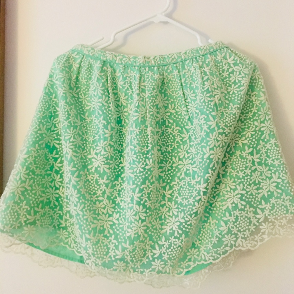 ZARA Contemporary Bold Green Floral Lace Skirt